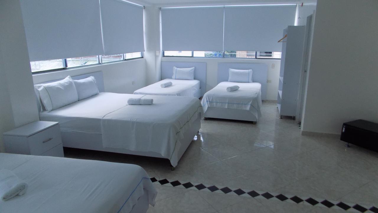 Hotel Luna Azul 弗洛伦西亚 外观 照片