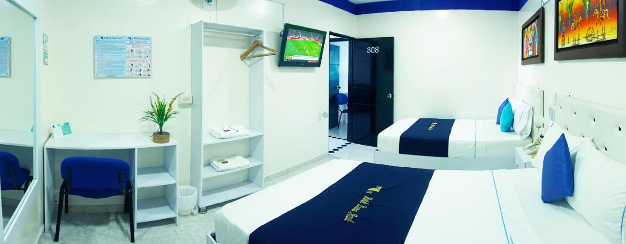 Hotel Luna Azul 弗洛伦西亚 外观 照片