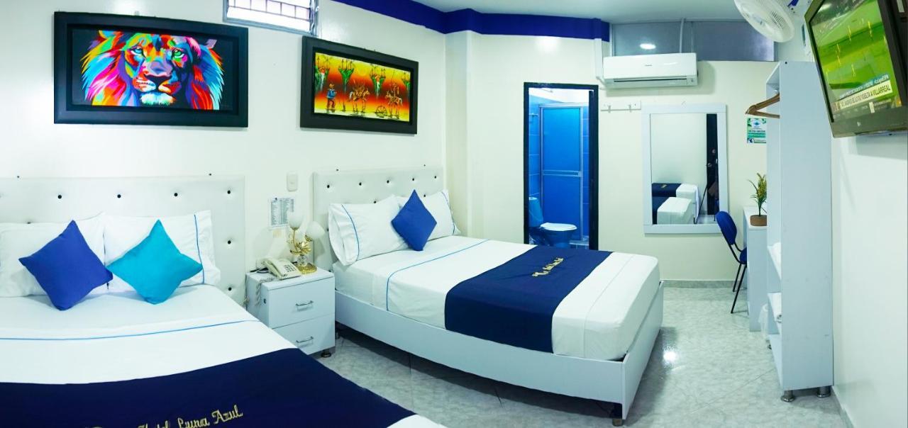 Hotel Luna Azul 弗洛伦西亚 外观 照片